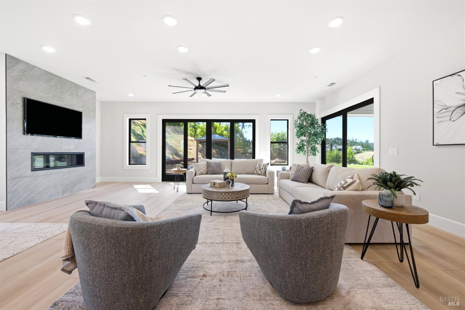 4008 Split Rail Court