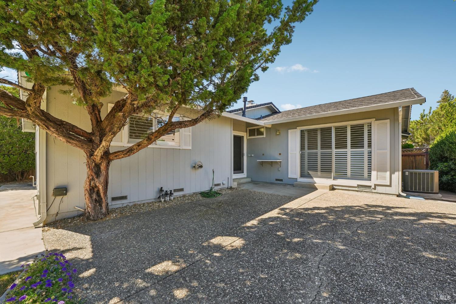 2643 Barbour Drive