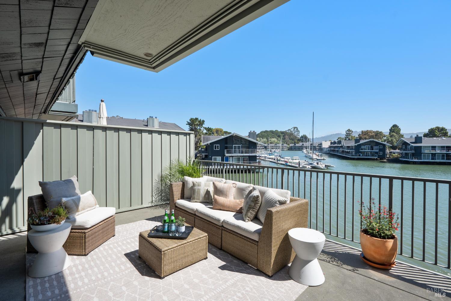 6 Greenwood Cove Drive # C