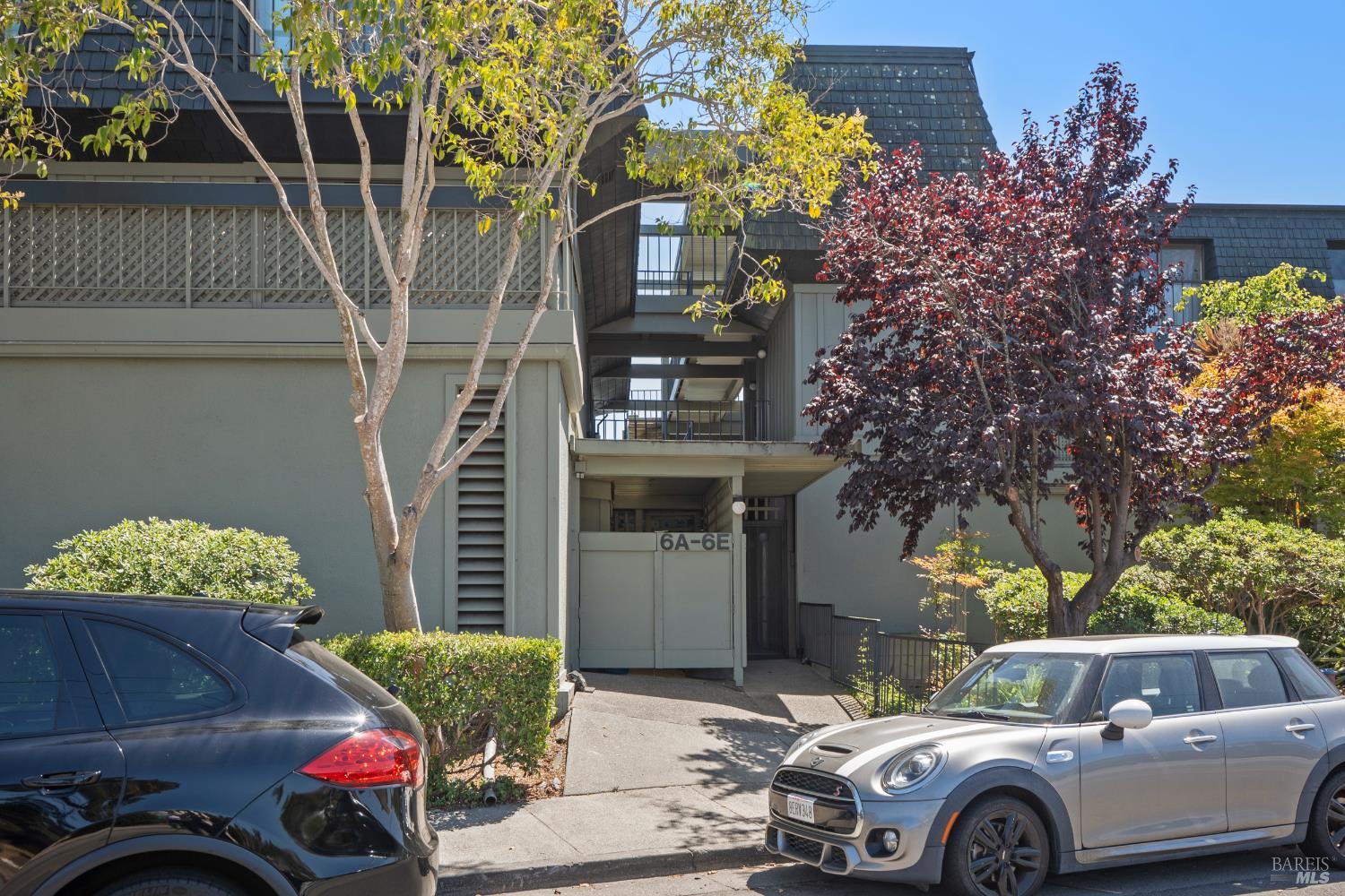 6 Greenwood Cove Drive # C