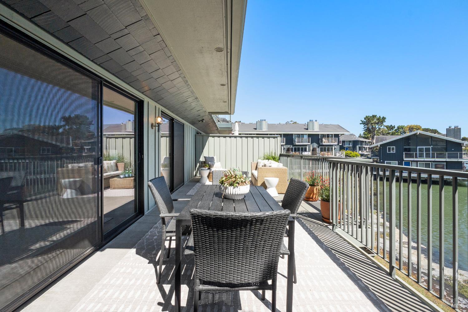 6 Greenwood Cove Drive # C