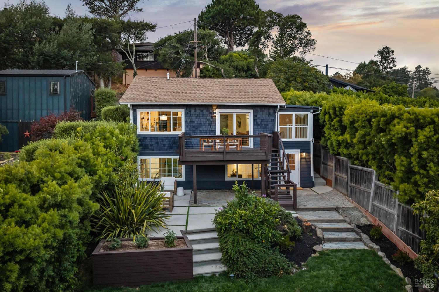 305 Seymour Lane