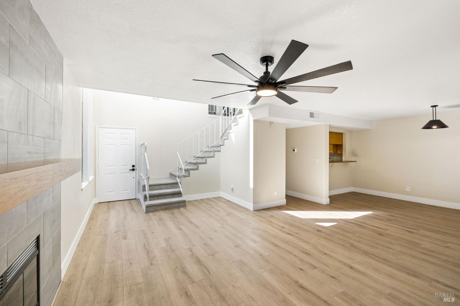 127 Dream Street