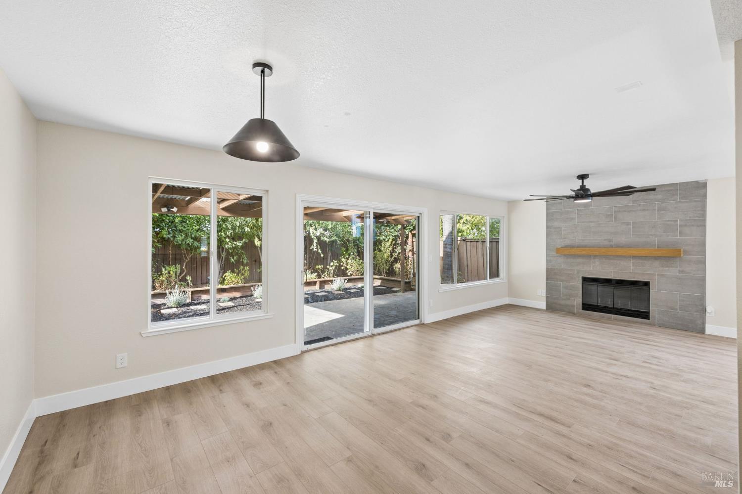 127 Dream Street