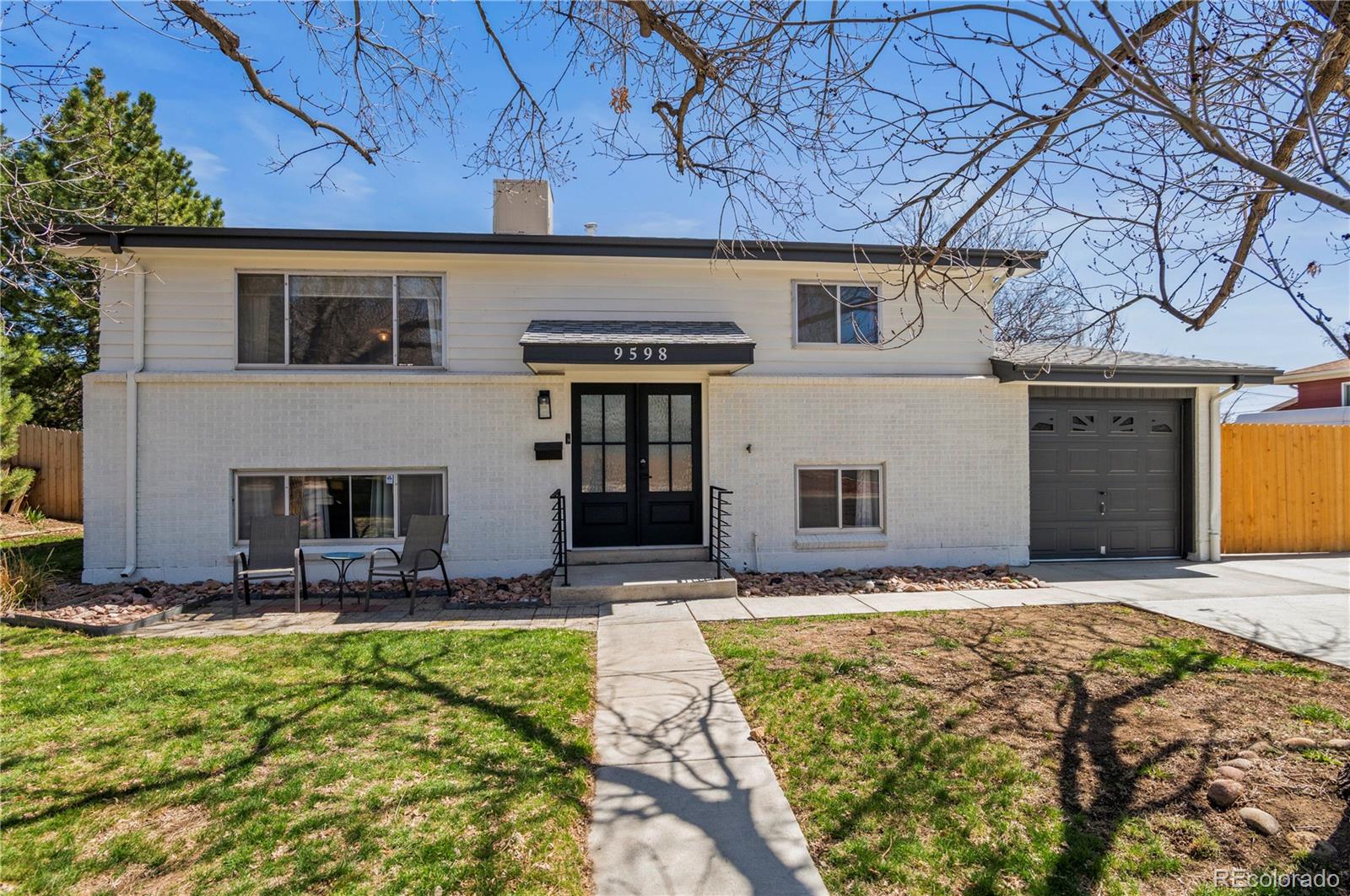 9598 Lou Drive