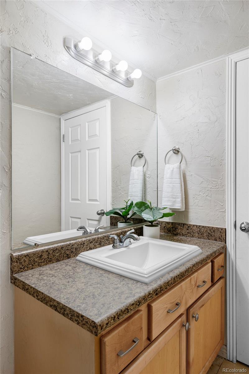 9725 E Harvard Avenue Unit: 434