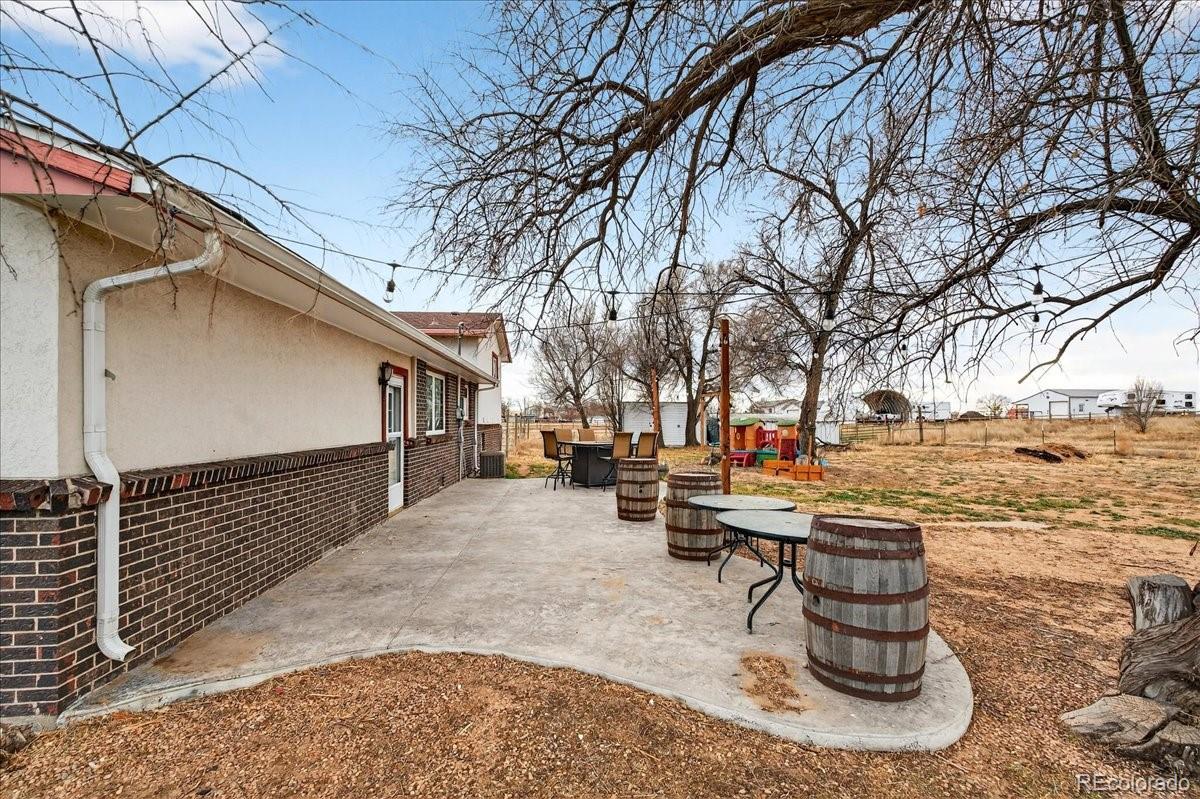 3161 Vantage Drive