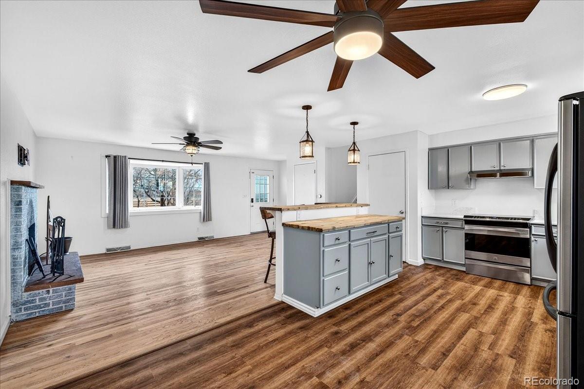 3161 Vantage Drive