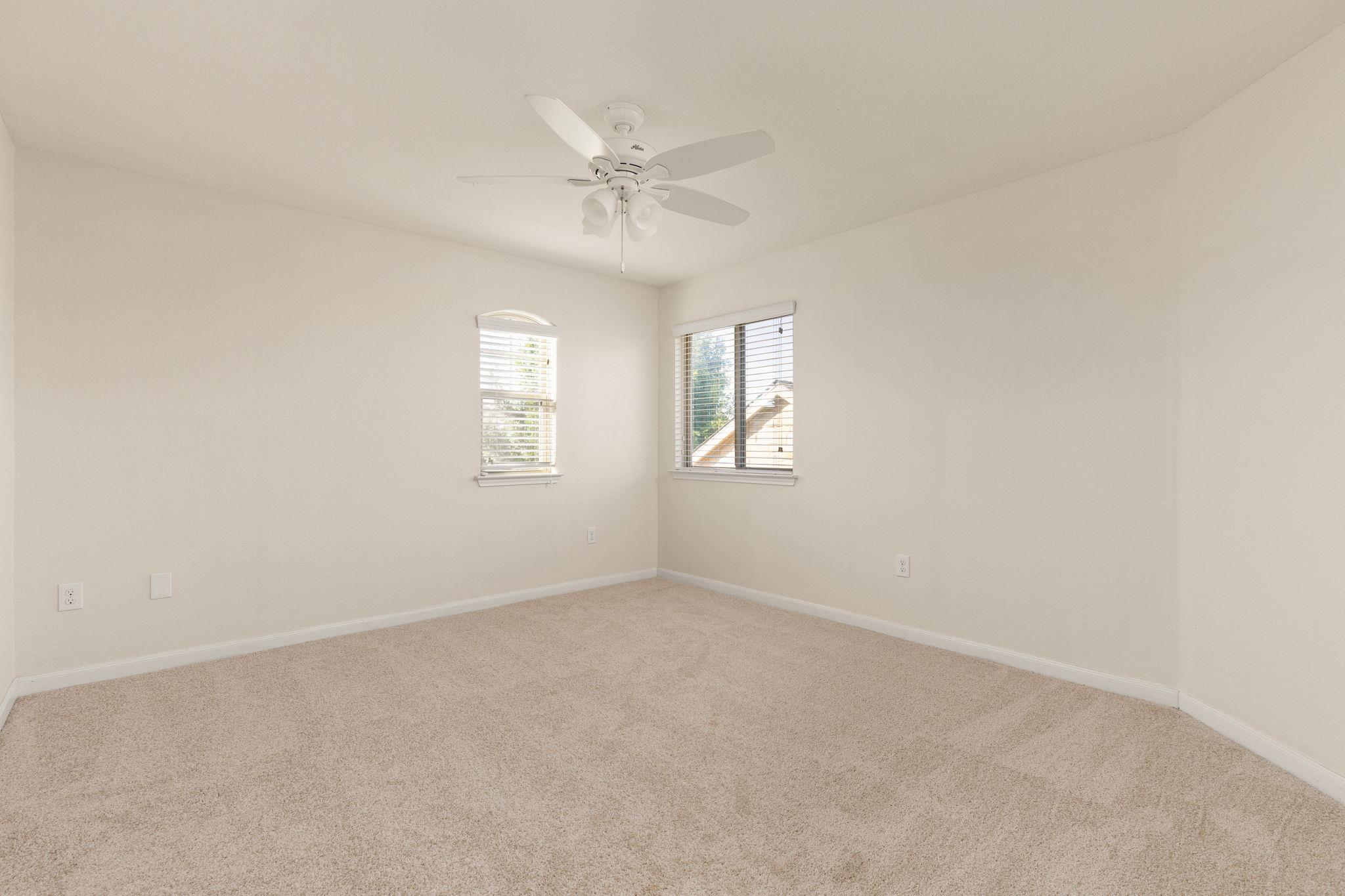 2400 Leonards PASS