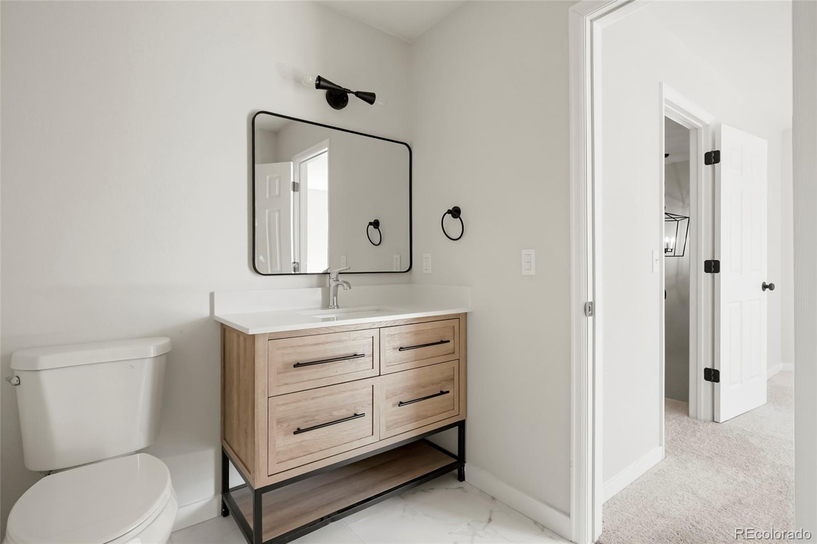 3415 S Ammons Street Unit: 6