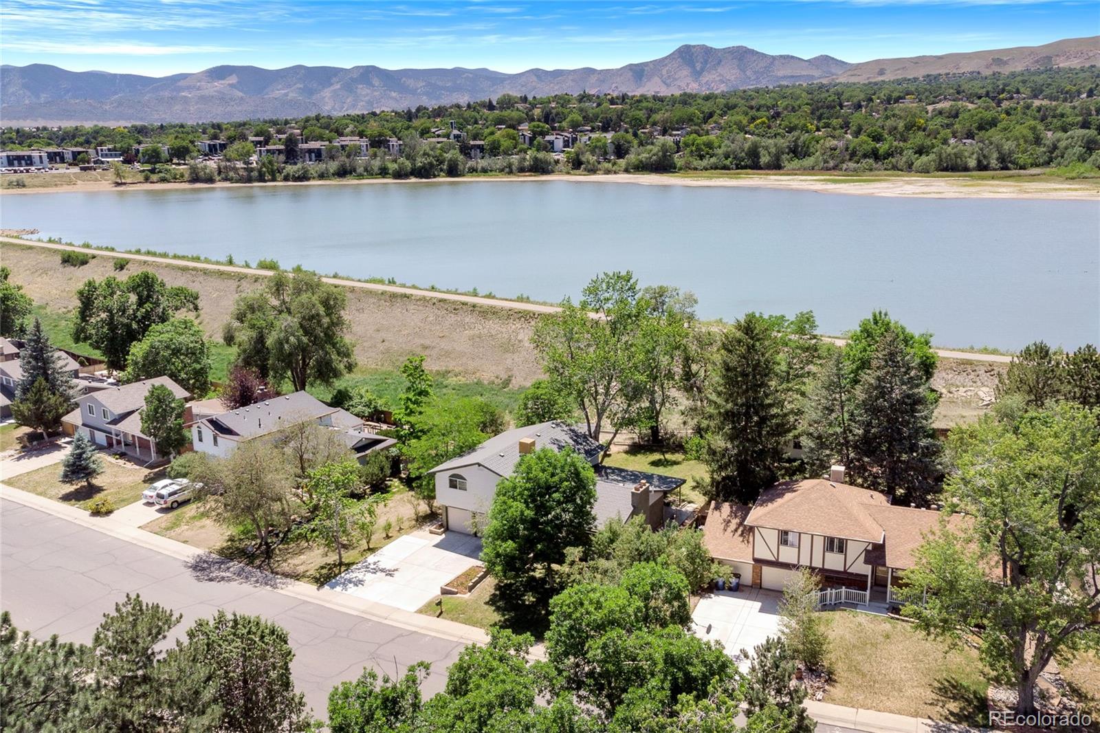 1569 S Lee Street