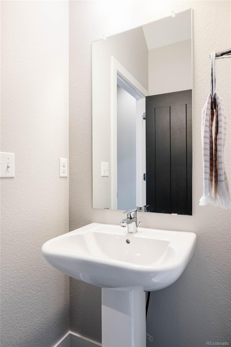 4988 Valentia Court