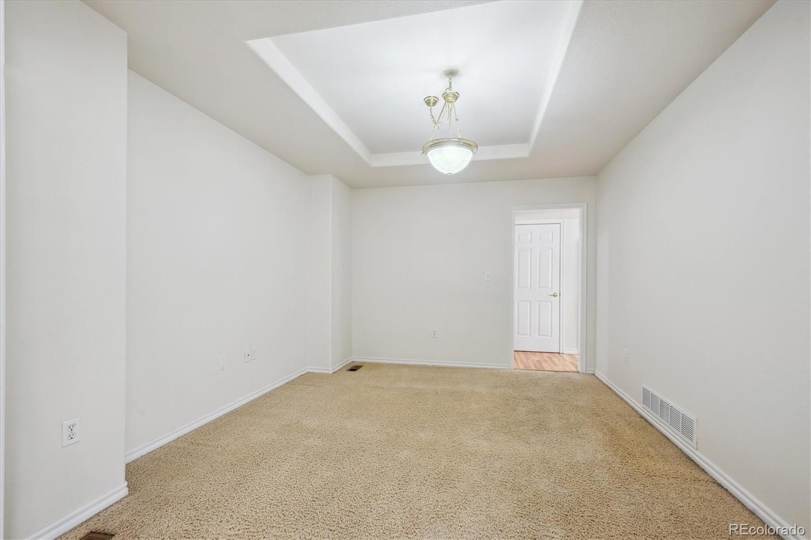 640 N 15th Avenue