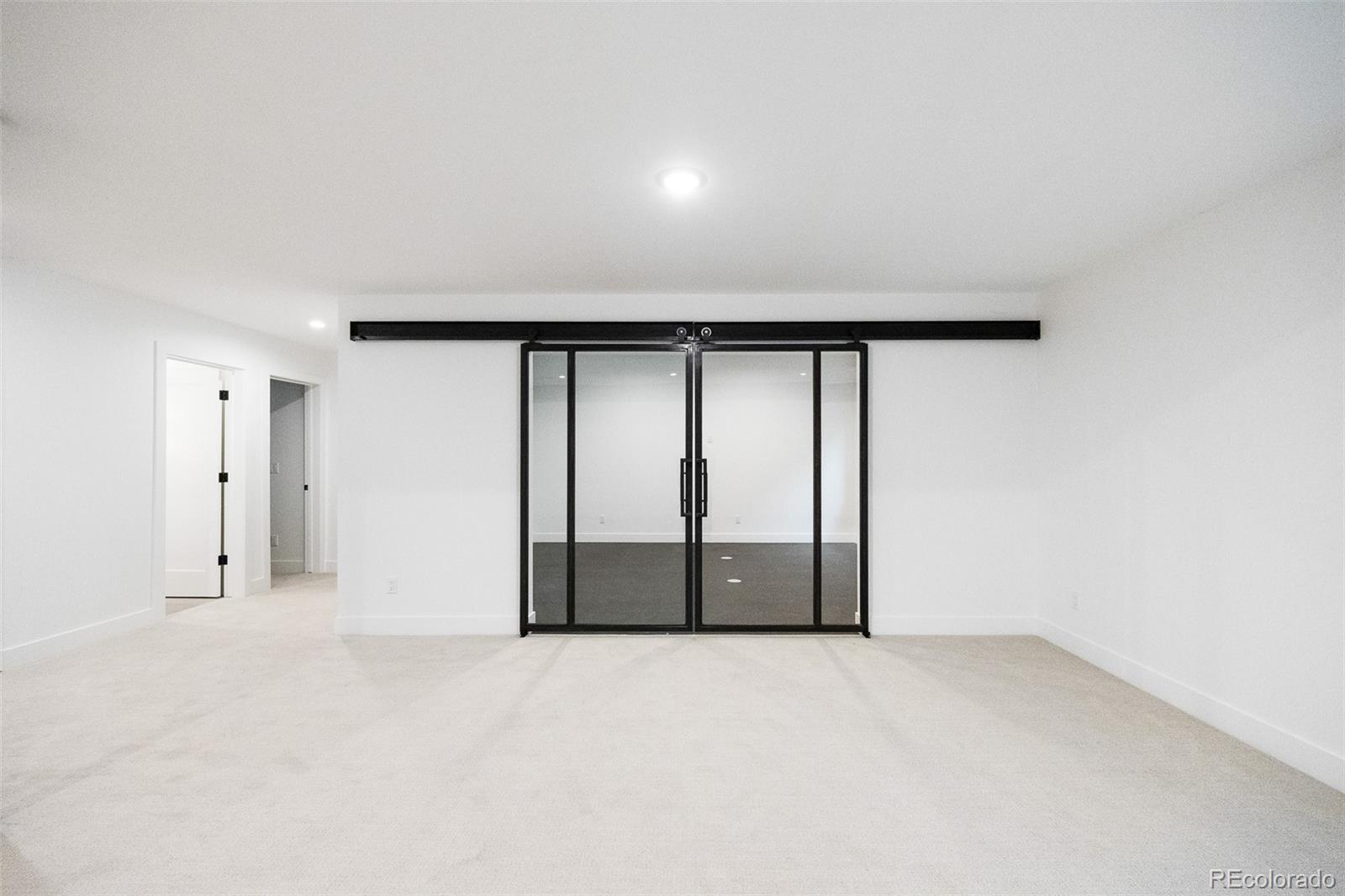 5031 Moss Place