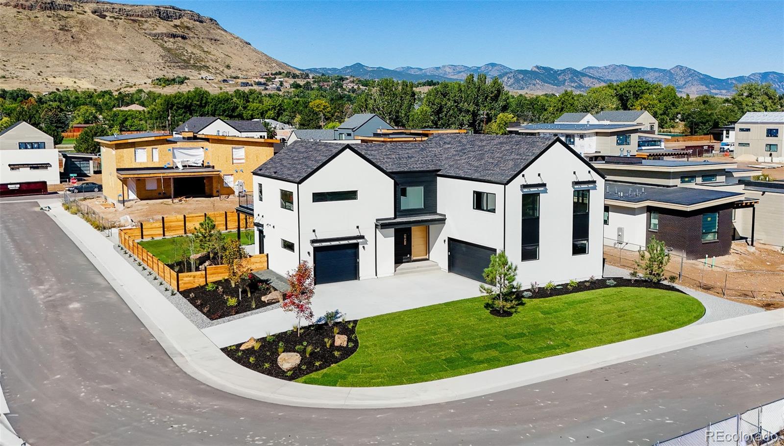 5031 Moss Place