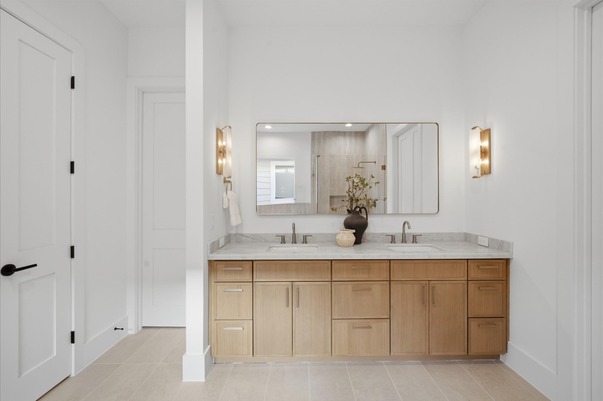 112 E 27th Street