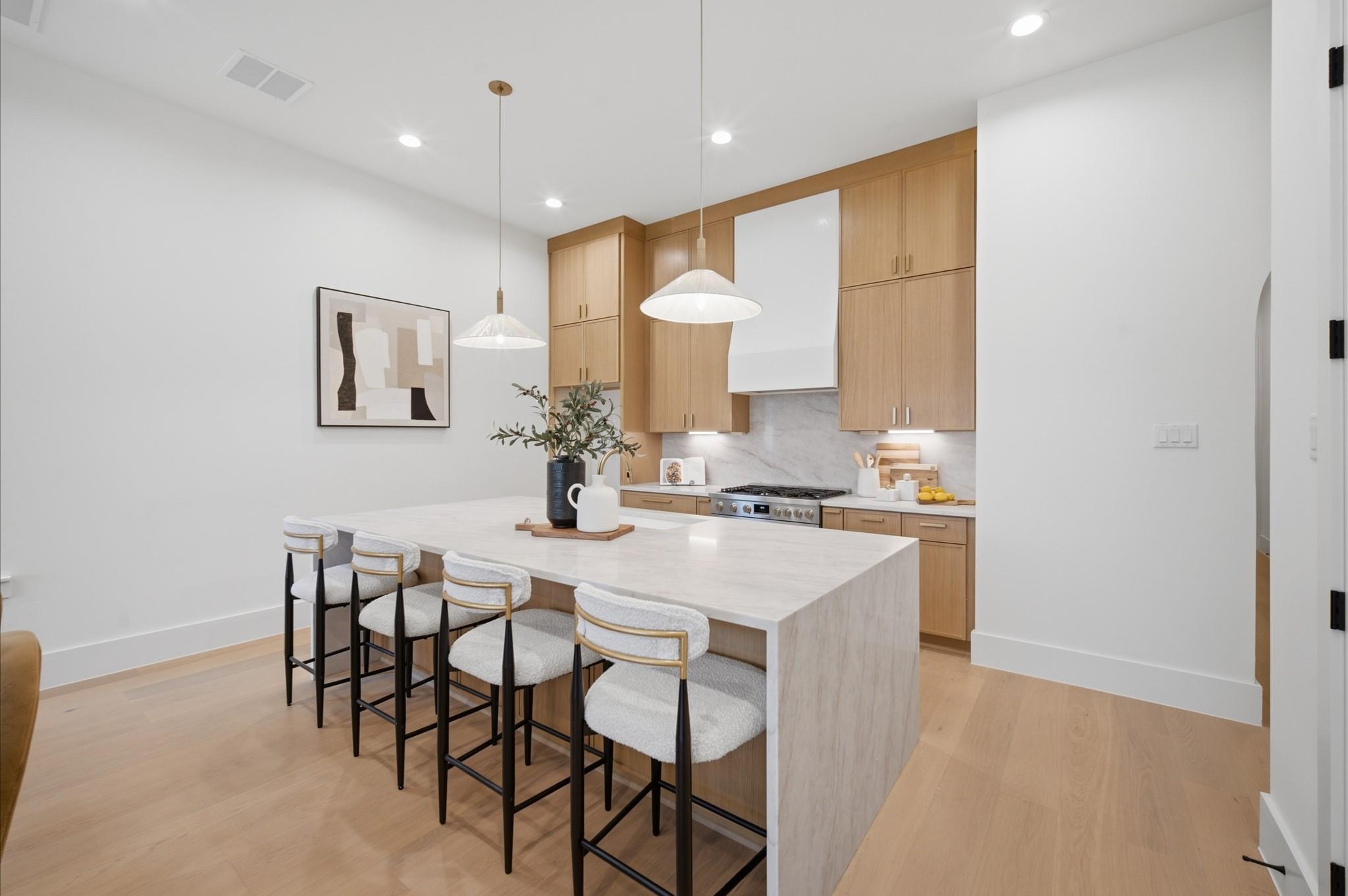 112 E 27th Street