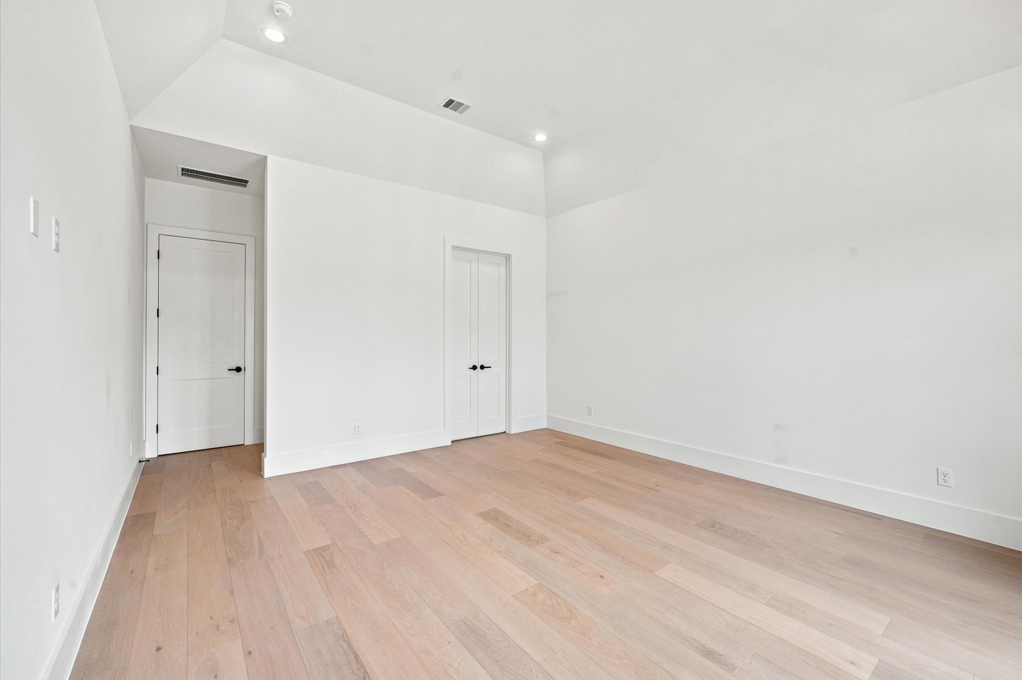 112 E 27th Street