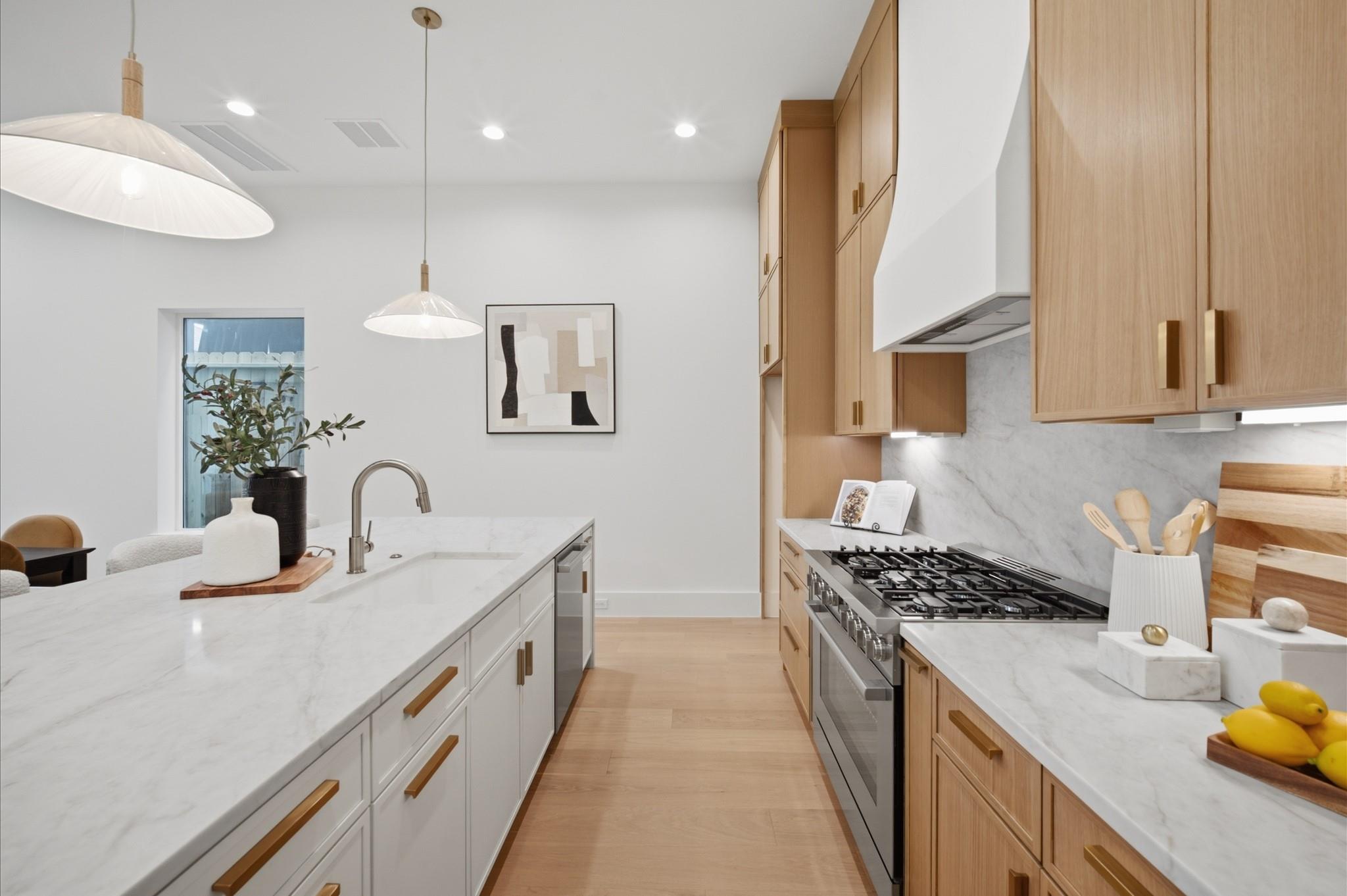 112 E 27th Street