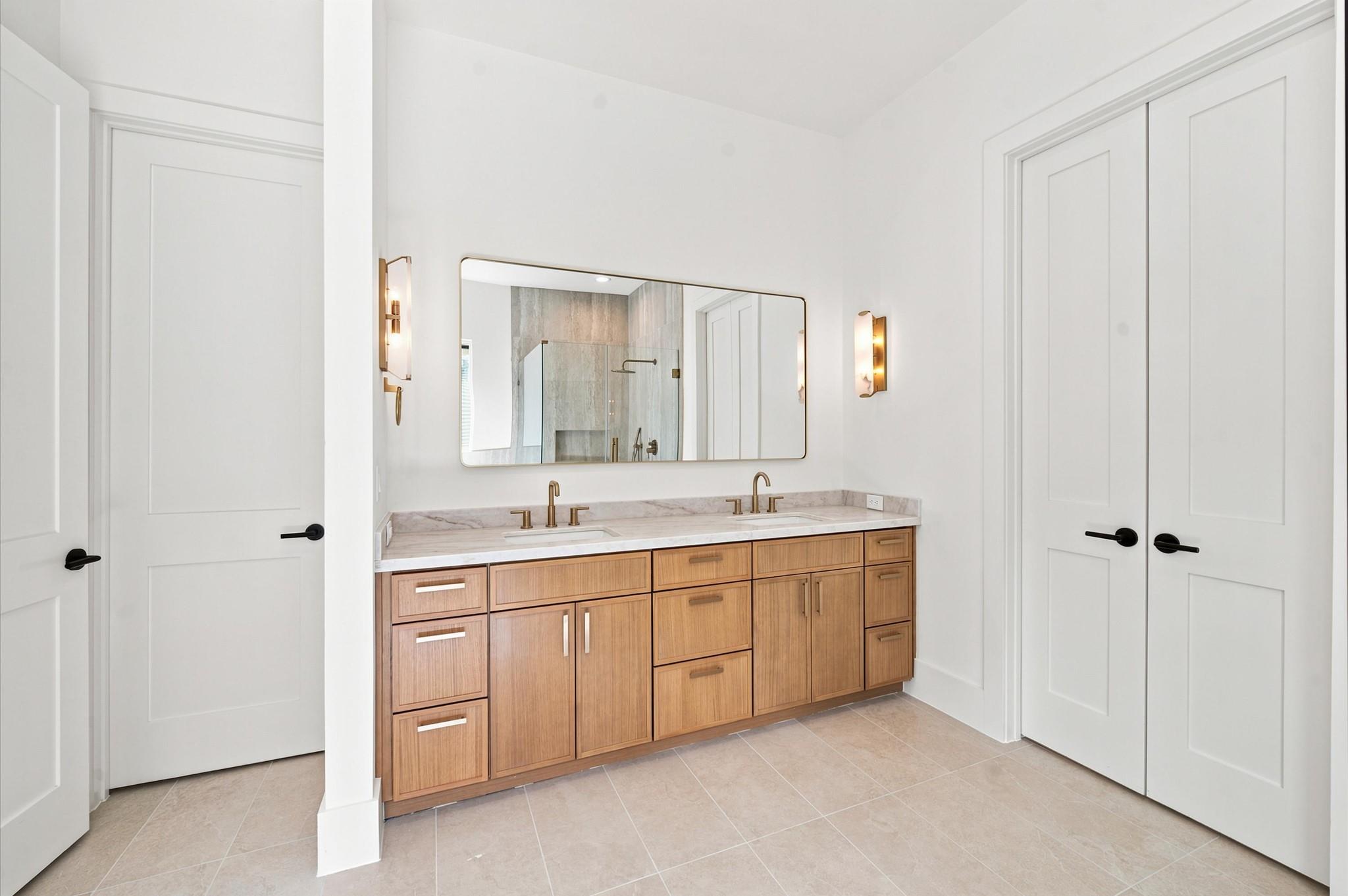 112 E 27th Street