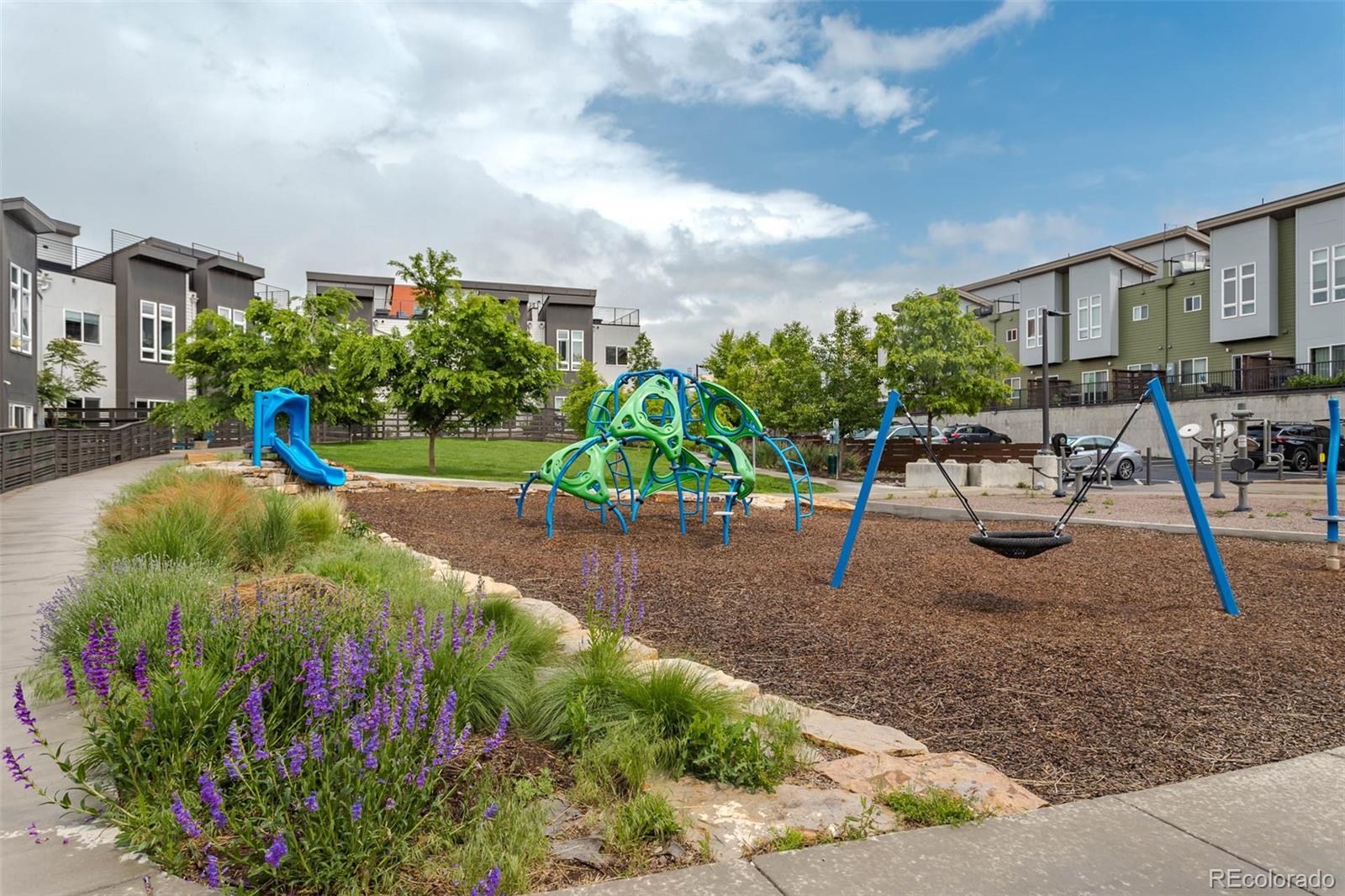 2829 W 53rd Avenue Unit: 104