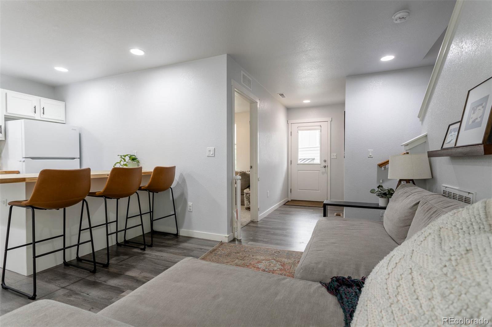 2829 W 53rd Avenue Unit: 104
