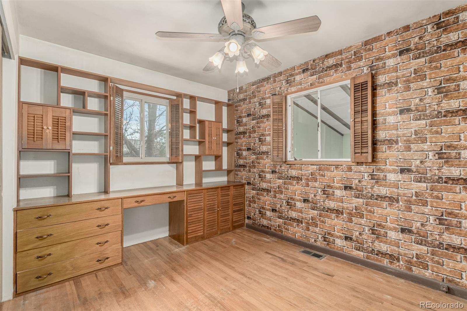 2620 Roosevelt Avenue