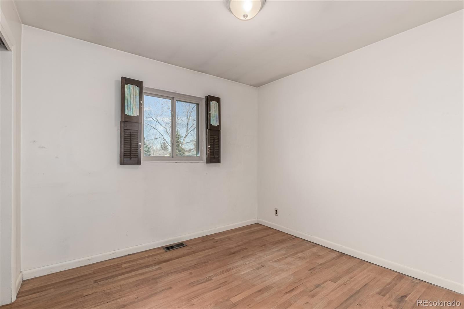 2620 Roosevelt Avenue