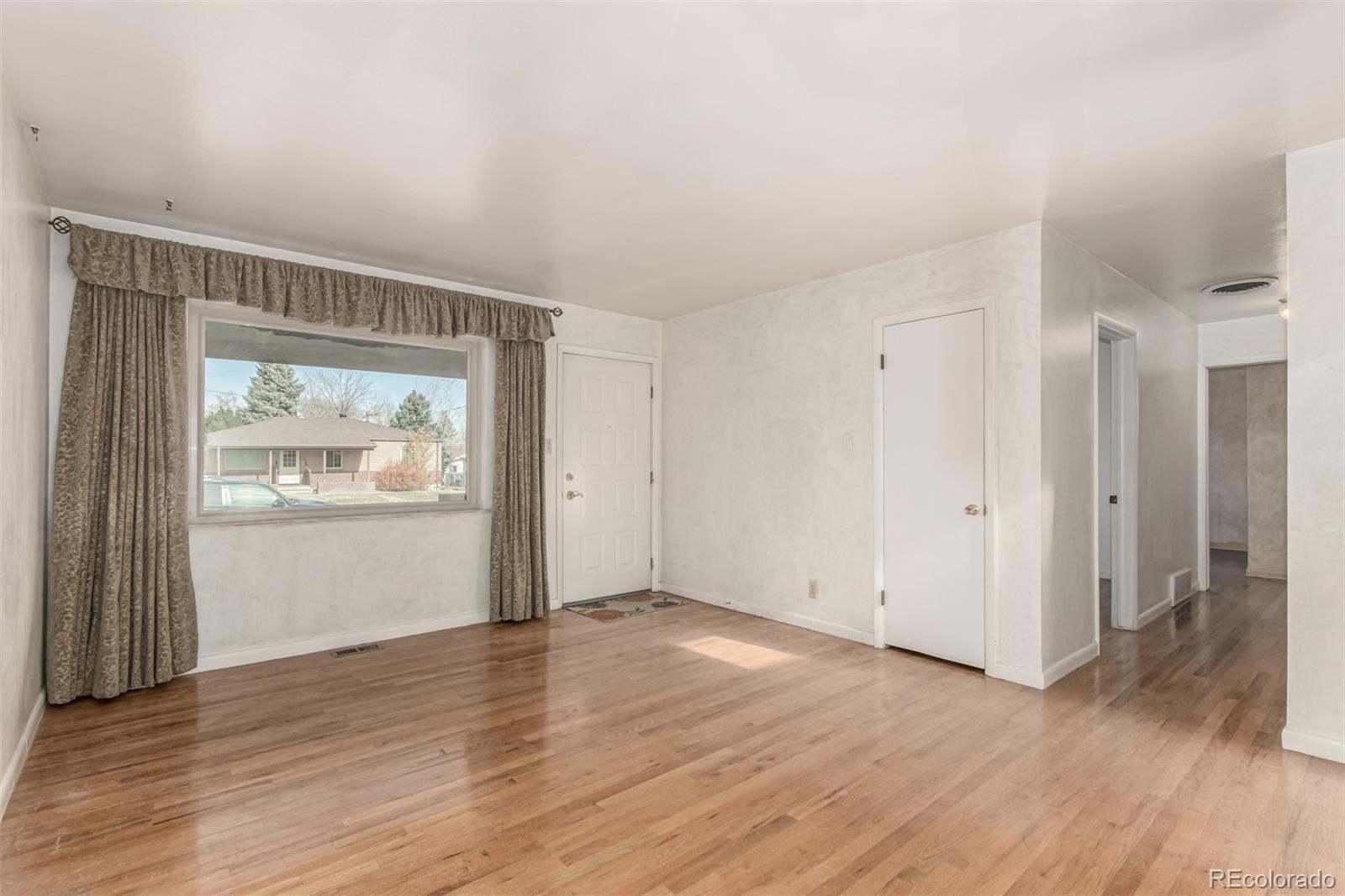 2620 Roosevelt Avenue