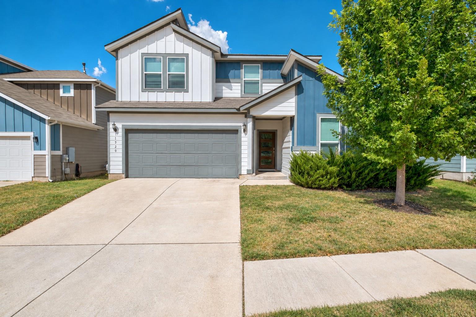 11920 Saddle Rock DR