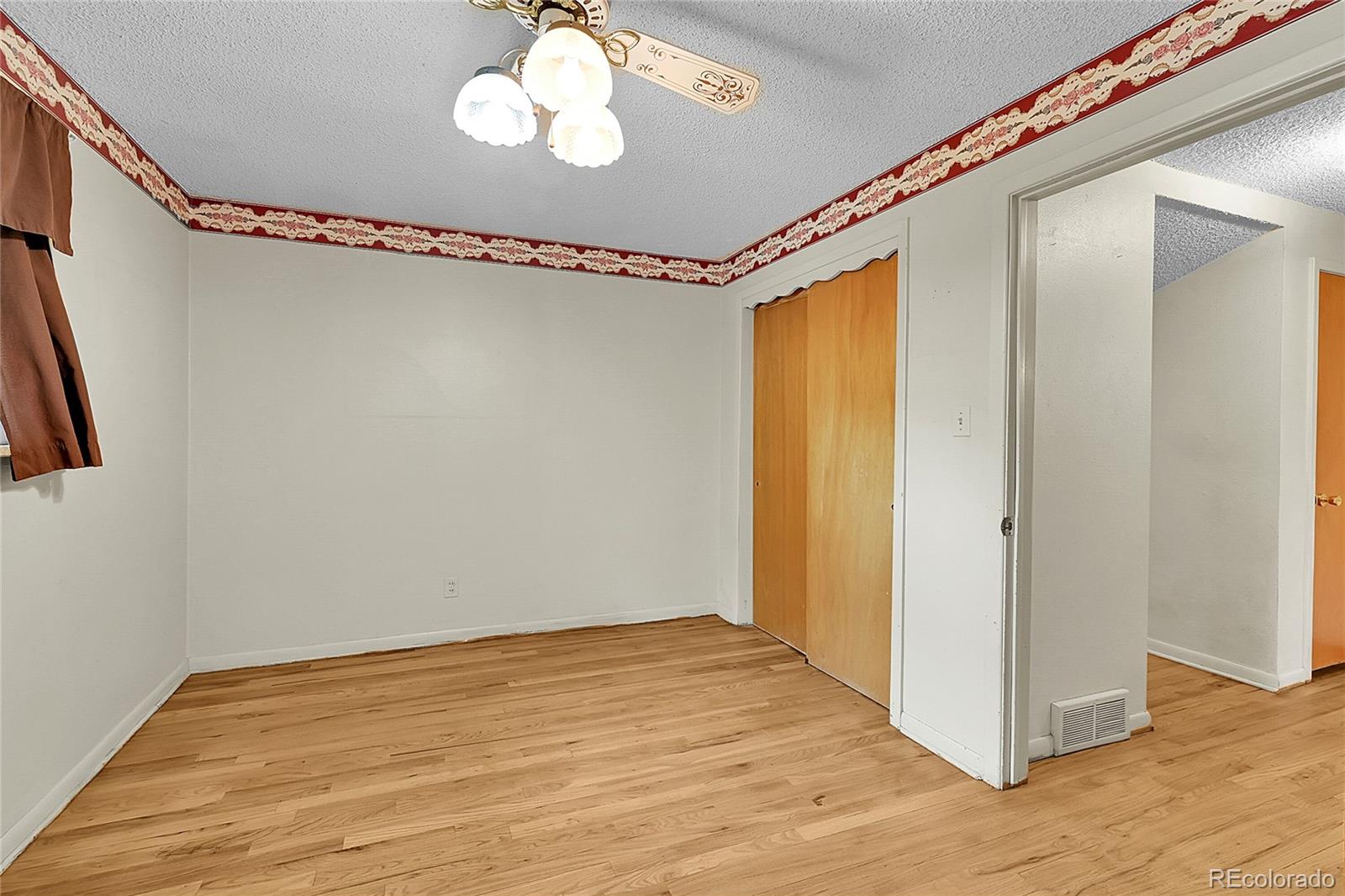 1920 Zang Street