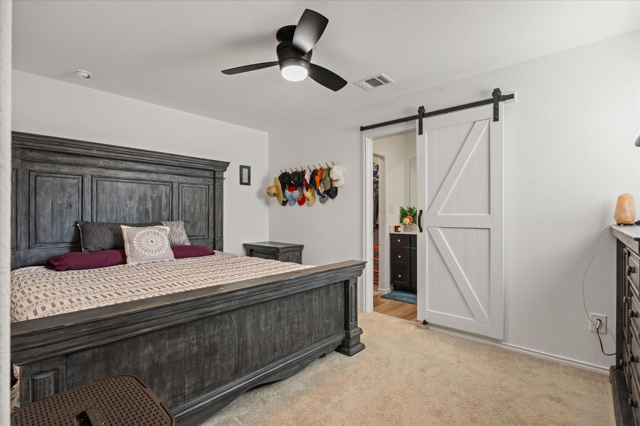 36 Trinity CIR