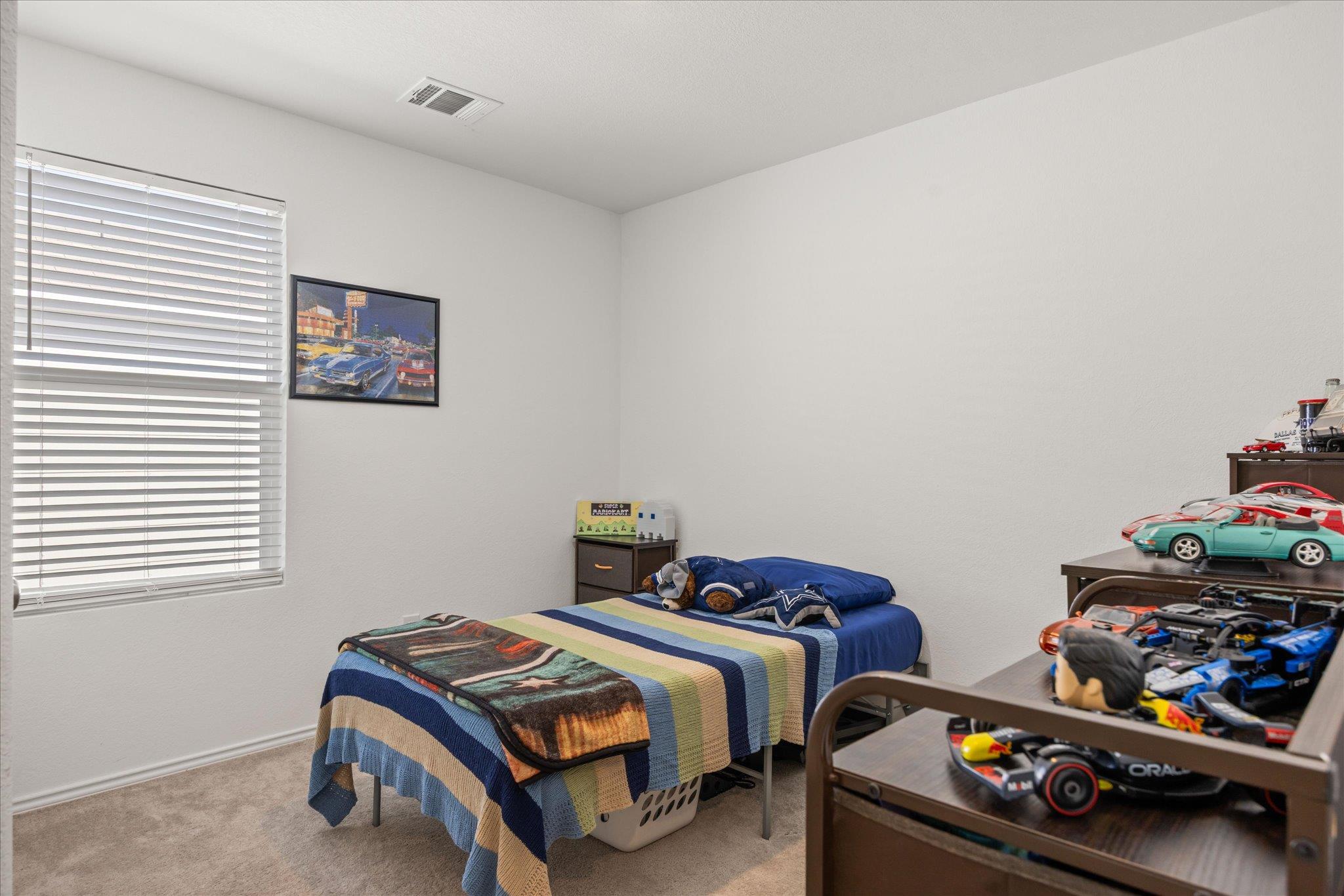 36 Trinity CIR