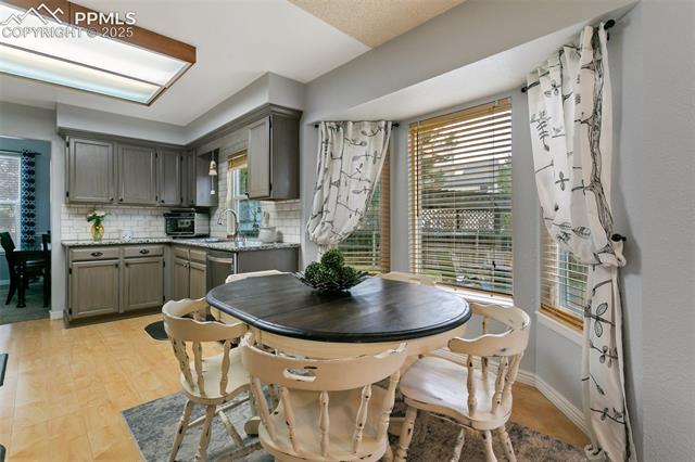 8250 Flax Court