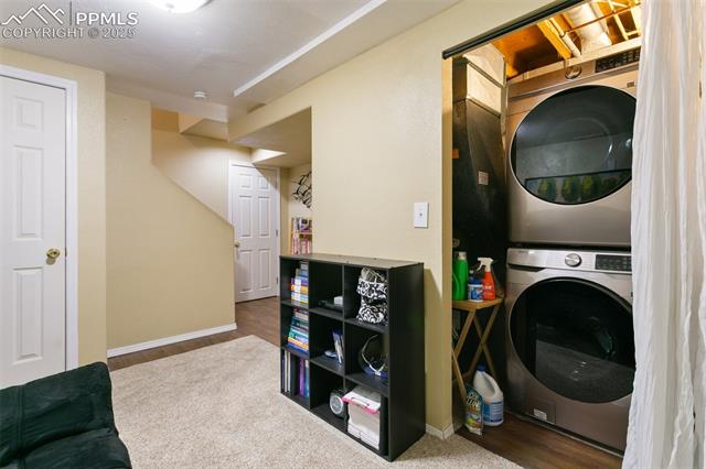 8250 Flax Court