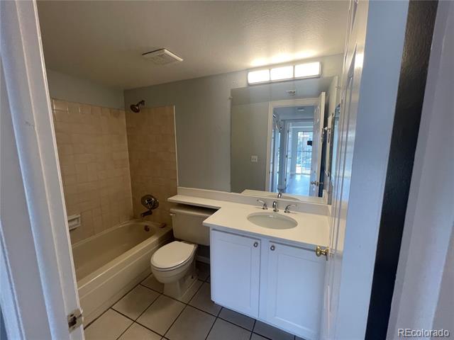 2575 S Syracuse Way Unit: D208