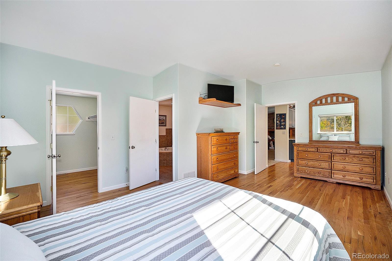 315 Lookout View Drive
