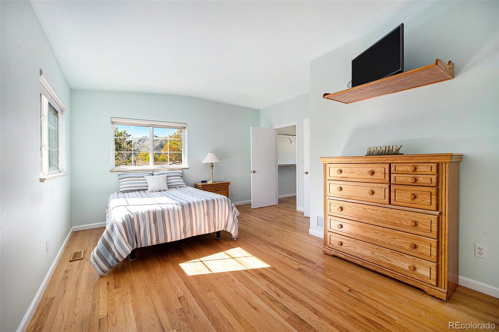 315 Lookout View Drive
