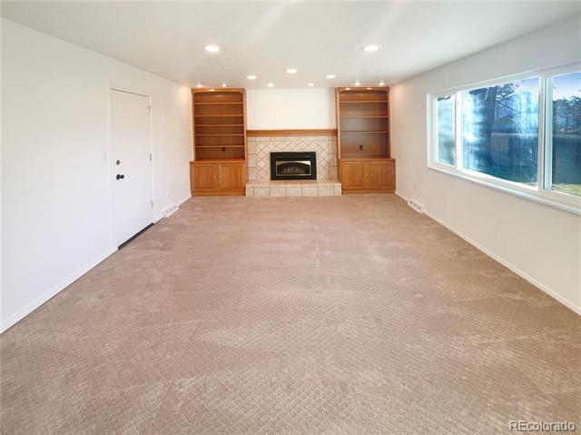 1703 S Moline Court