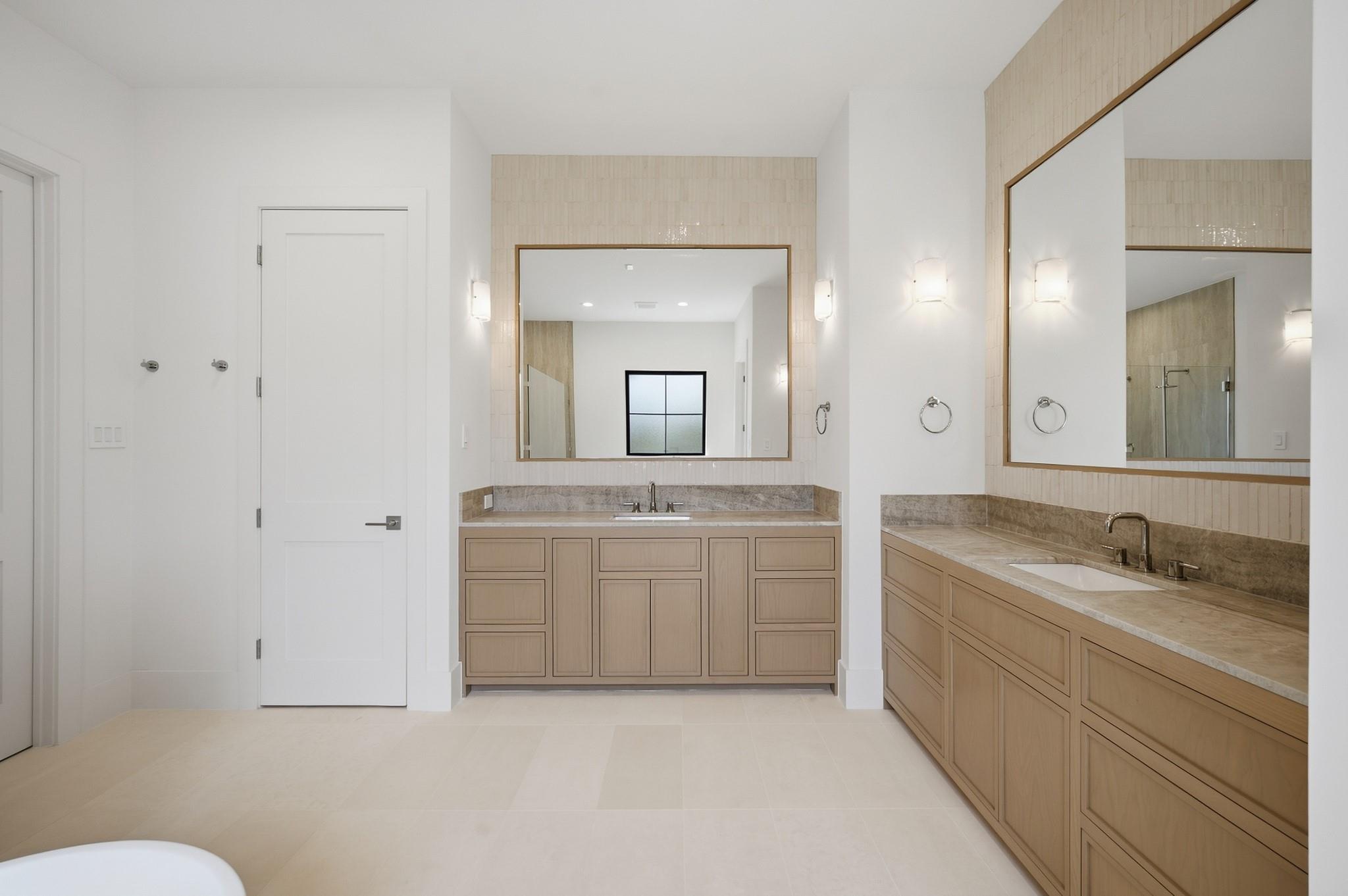 212 E 24th Street