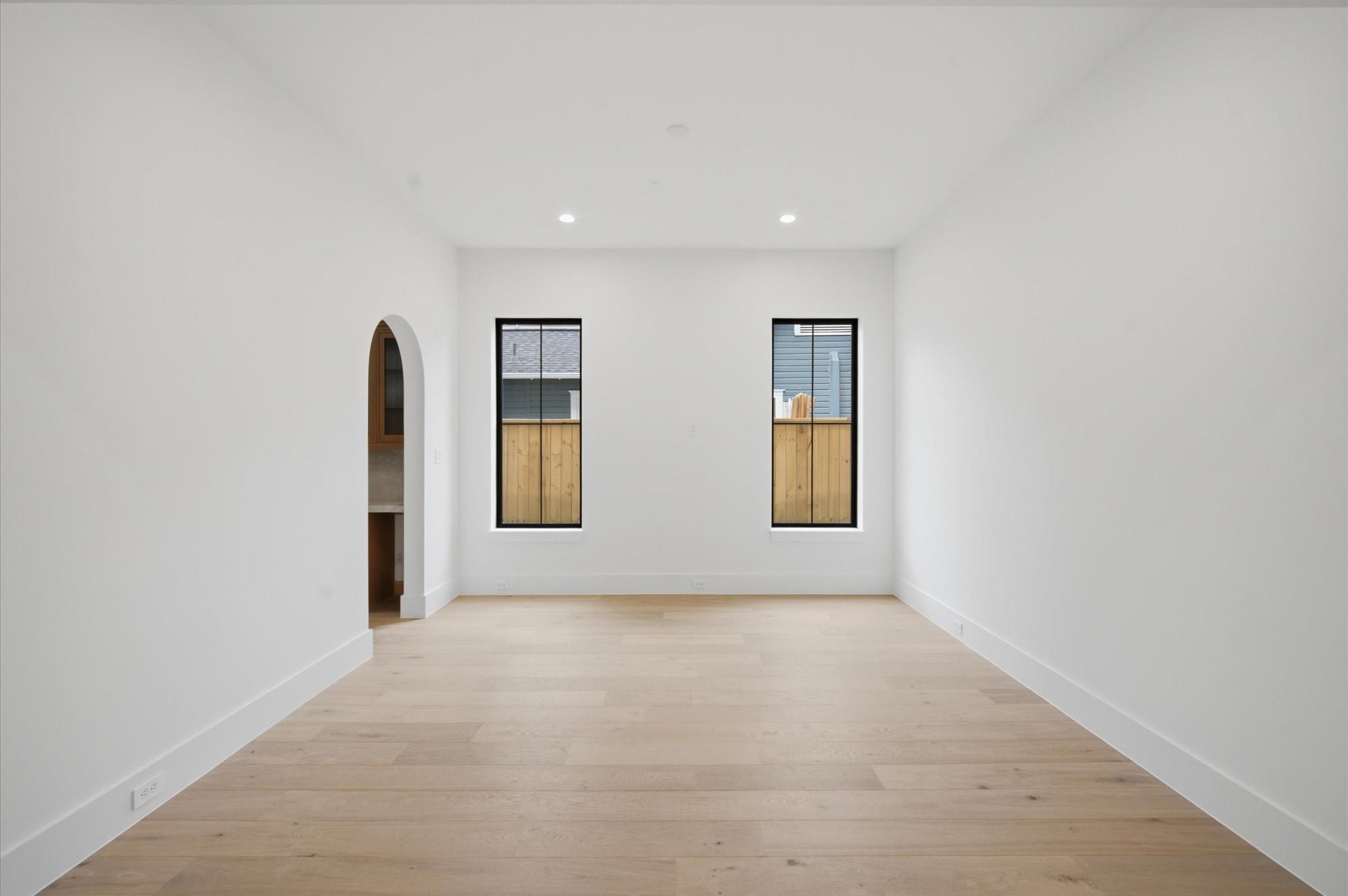 212 E 24th Street