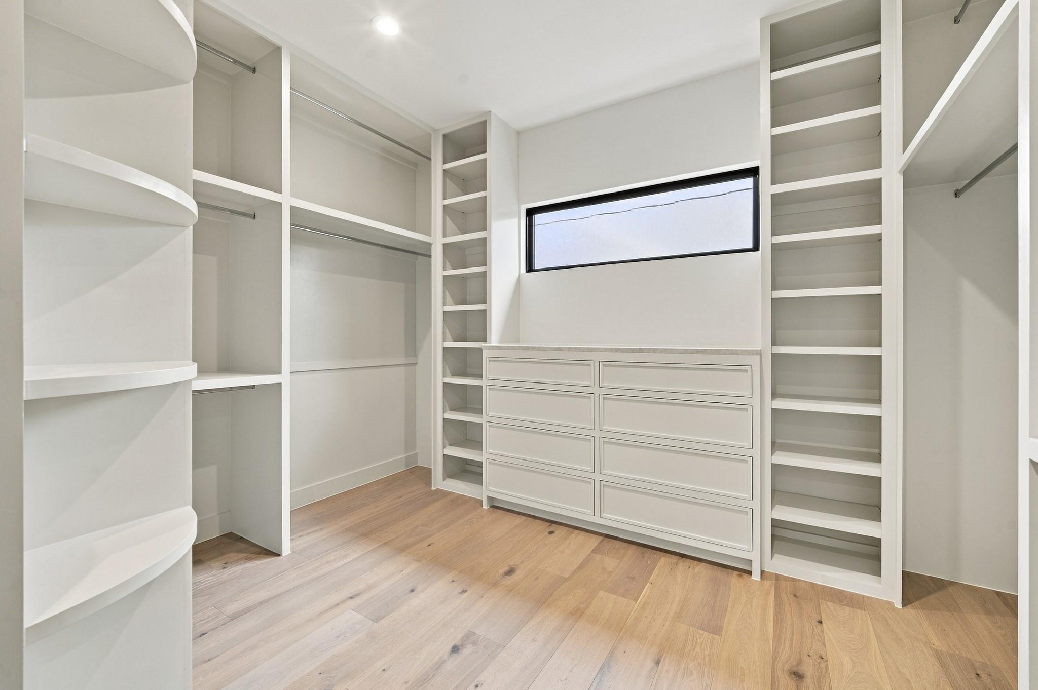 212 E 24th Street