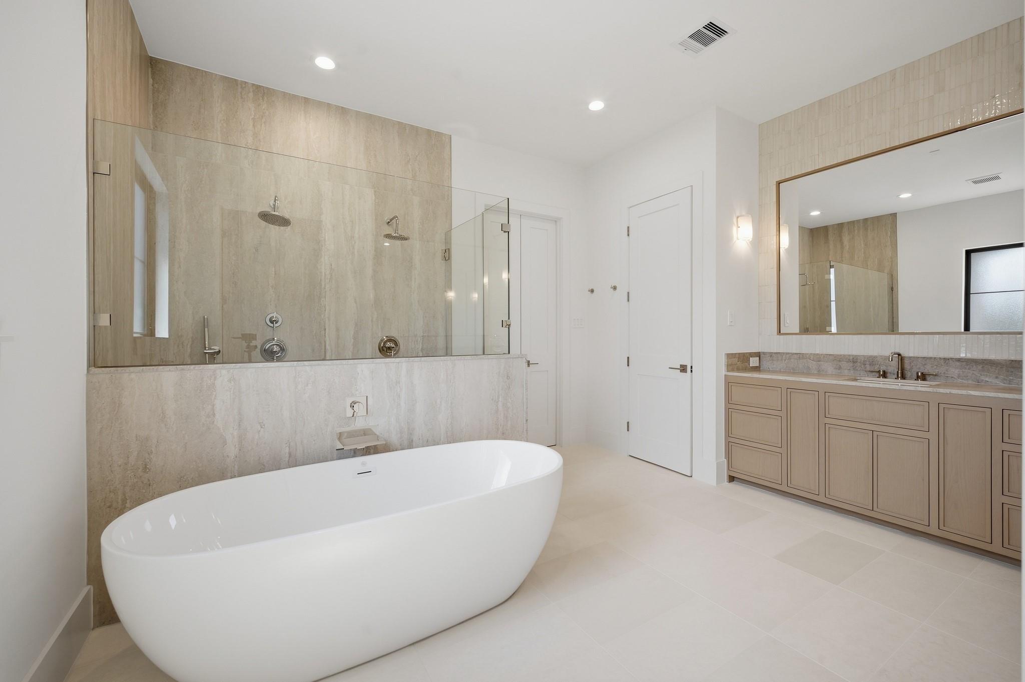 212 E 24th Street