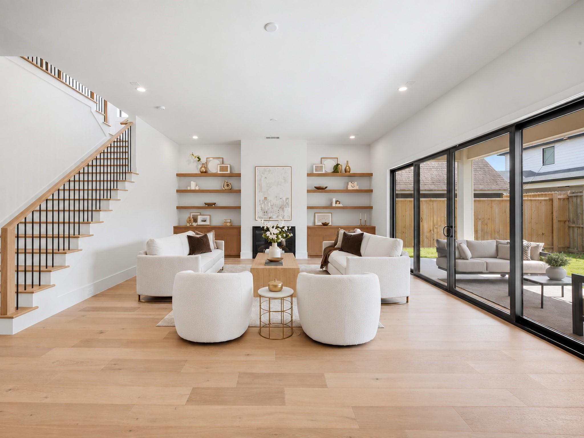 212 E 24th Street