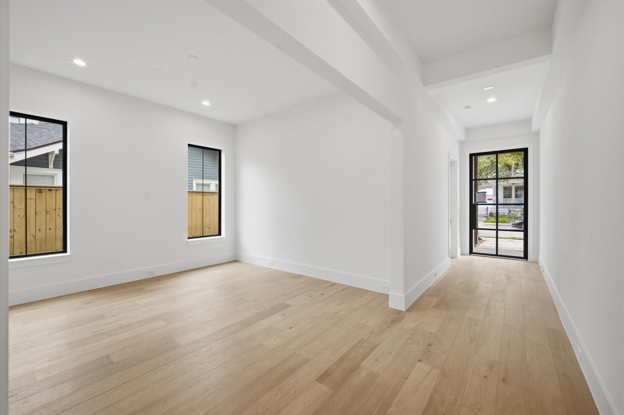 212 E 24th Street