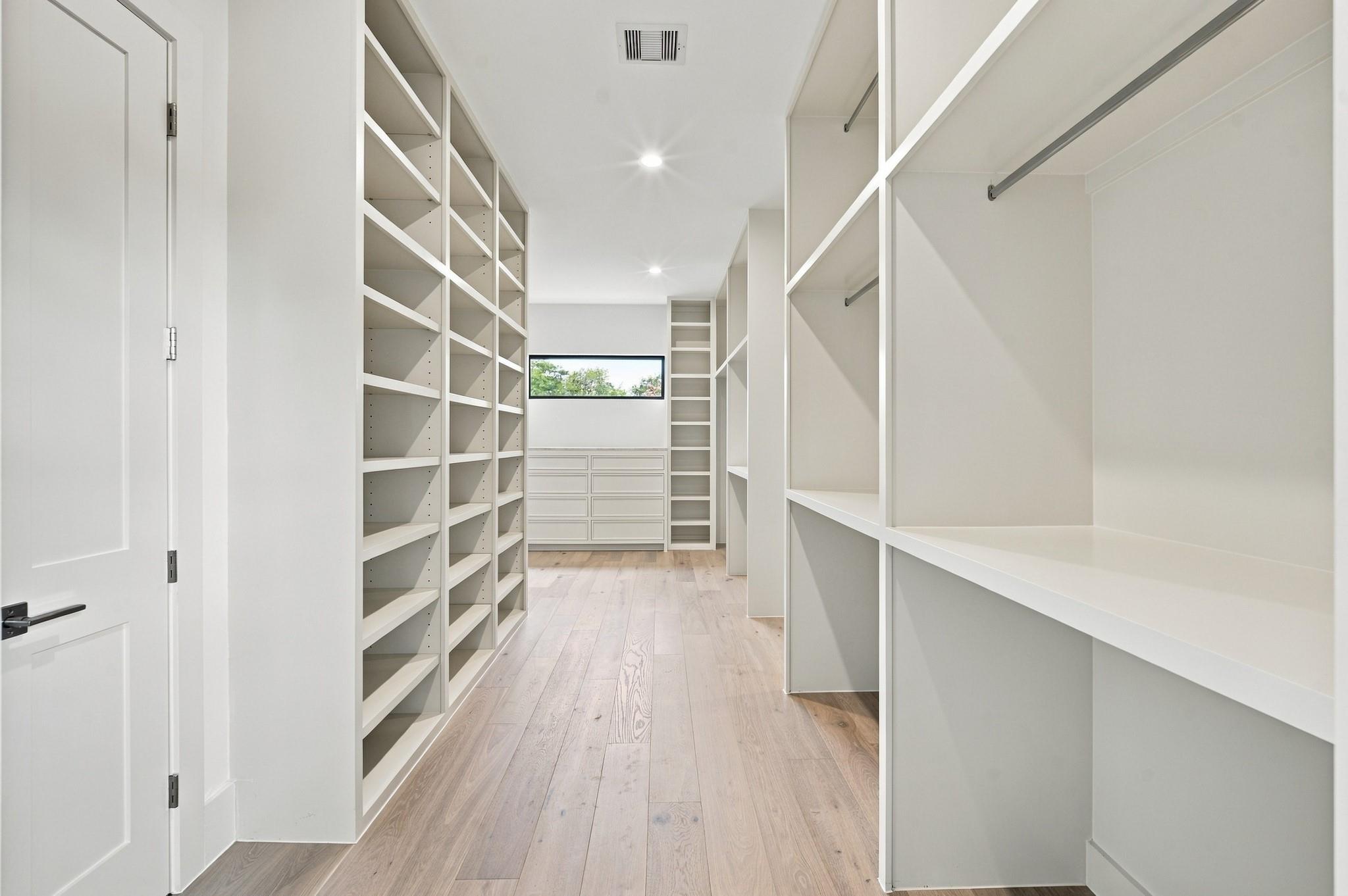 212 E 24th Street