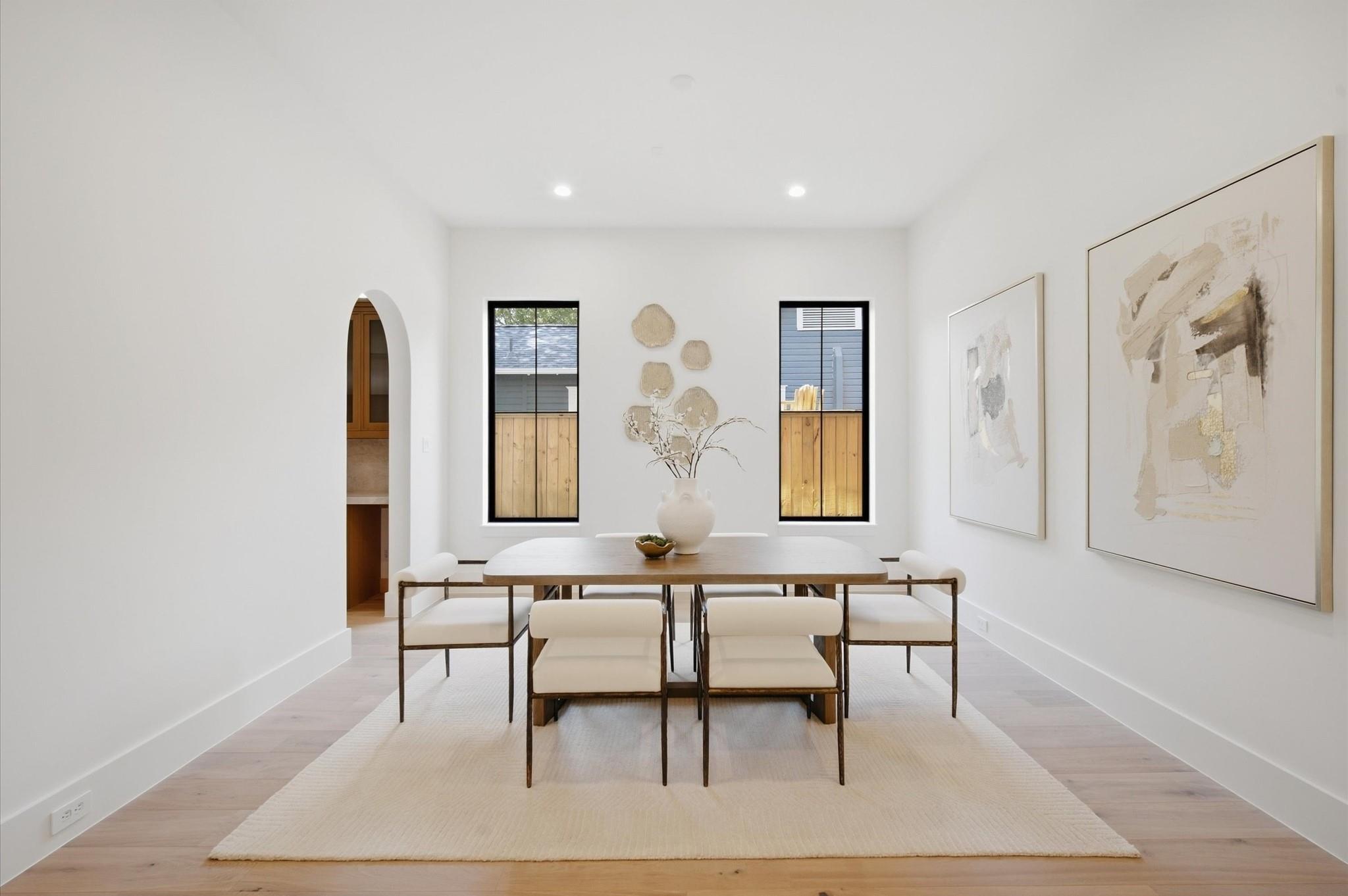 212 E 24th Street