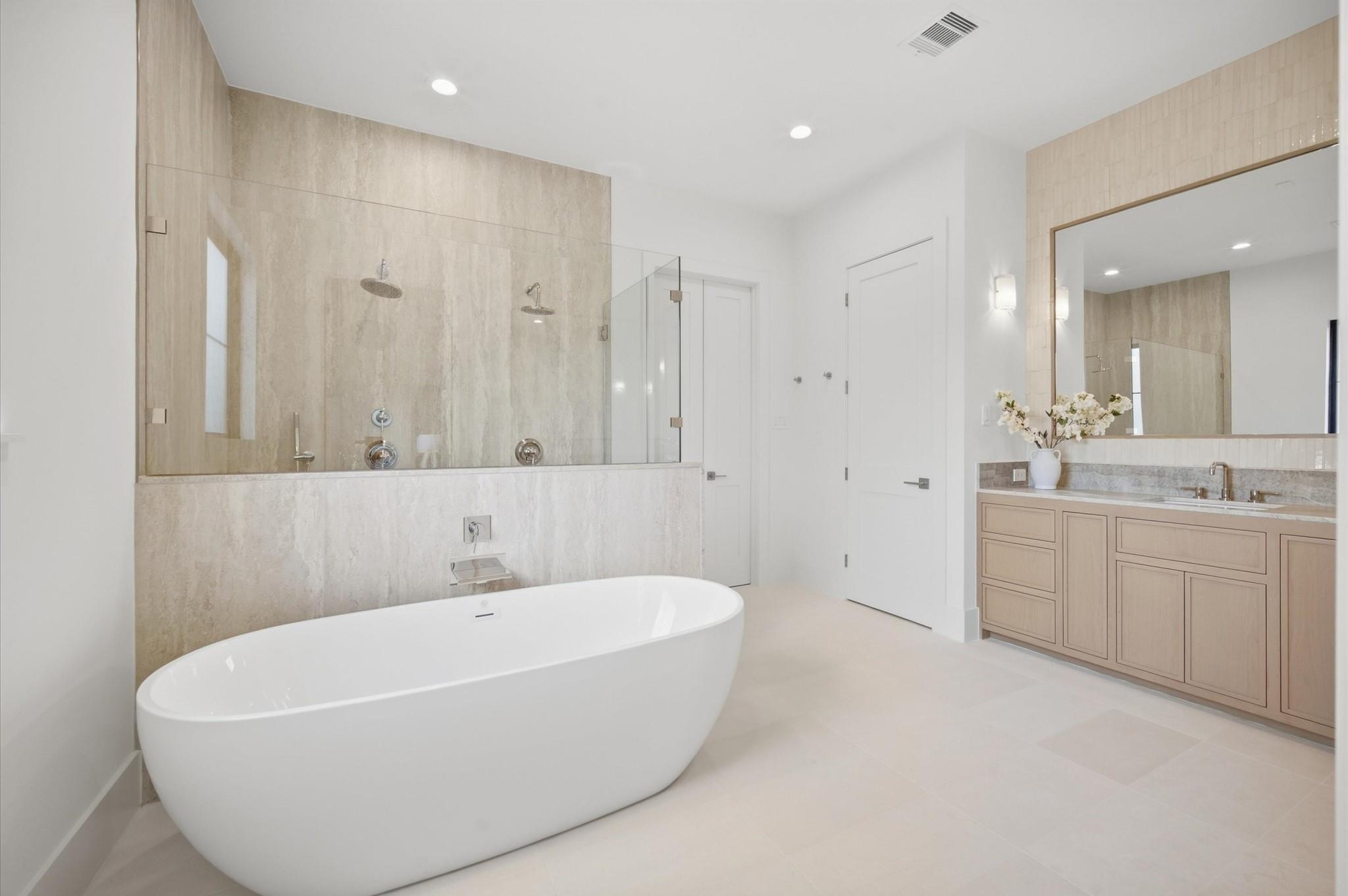 212 E 24th Street