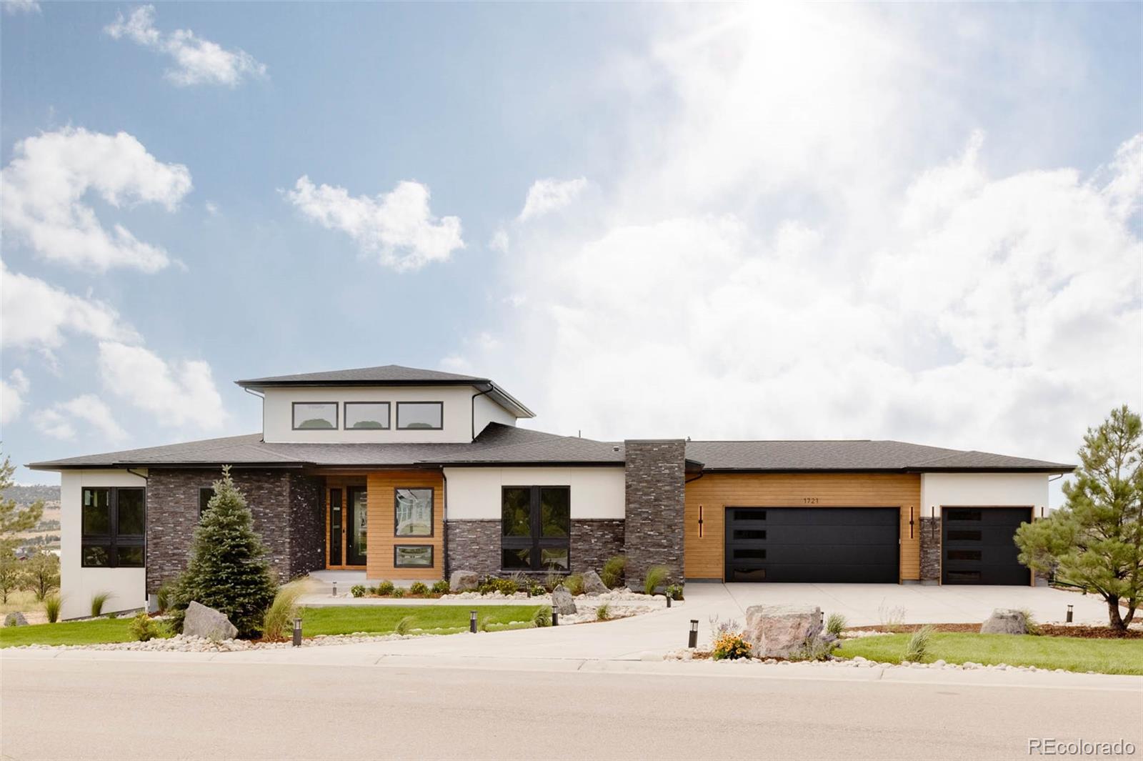 1721 Arrowpoint Court