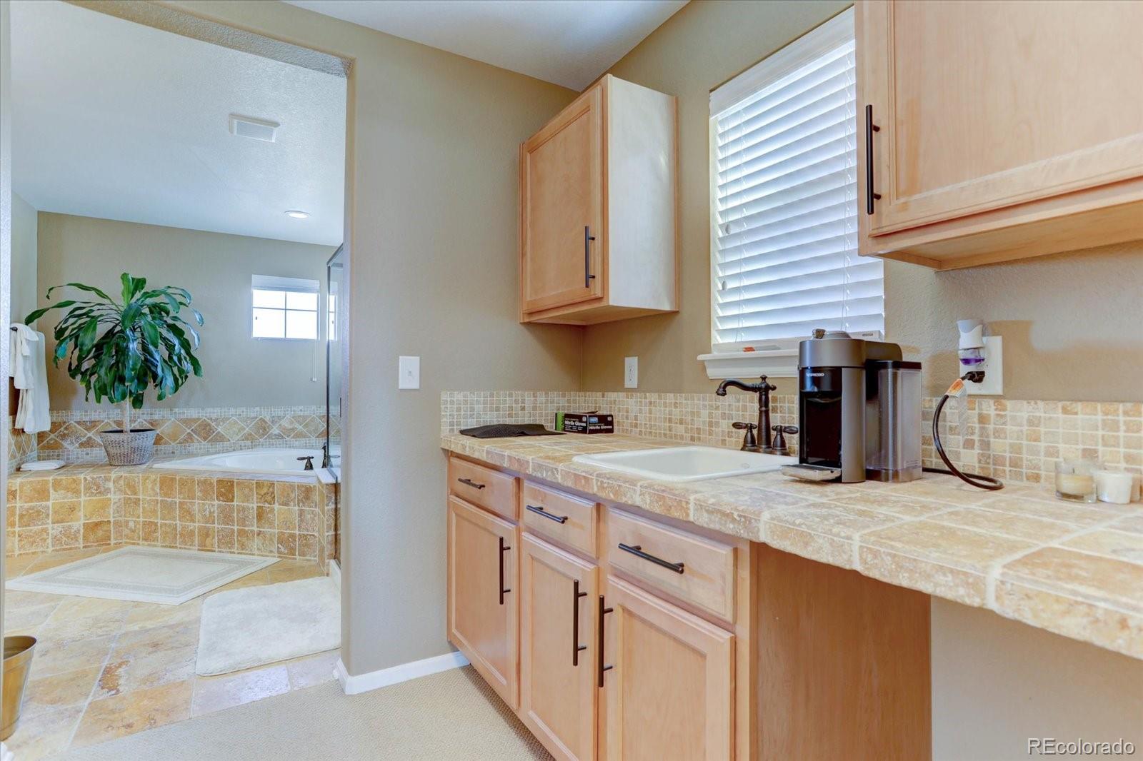 15790 E Windbreak Lane